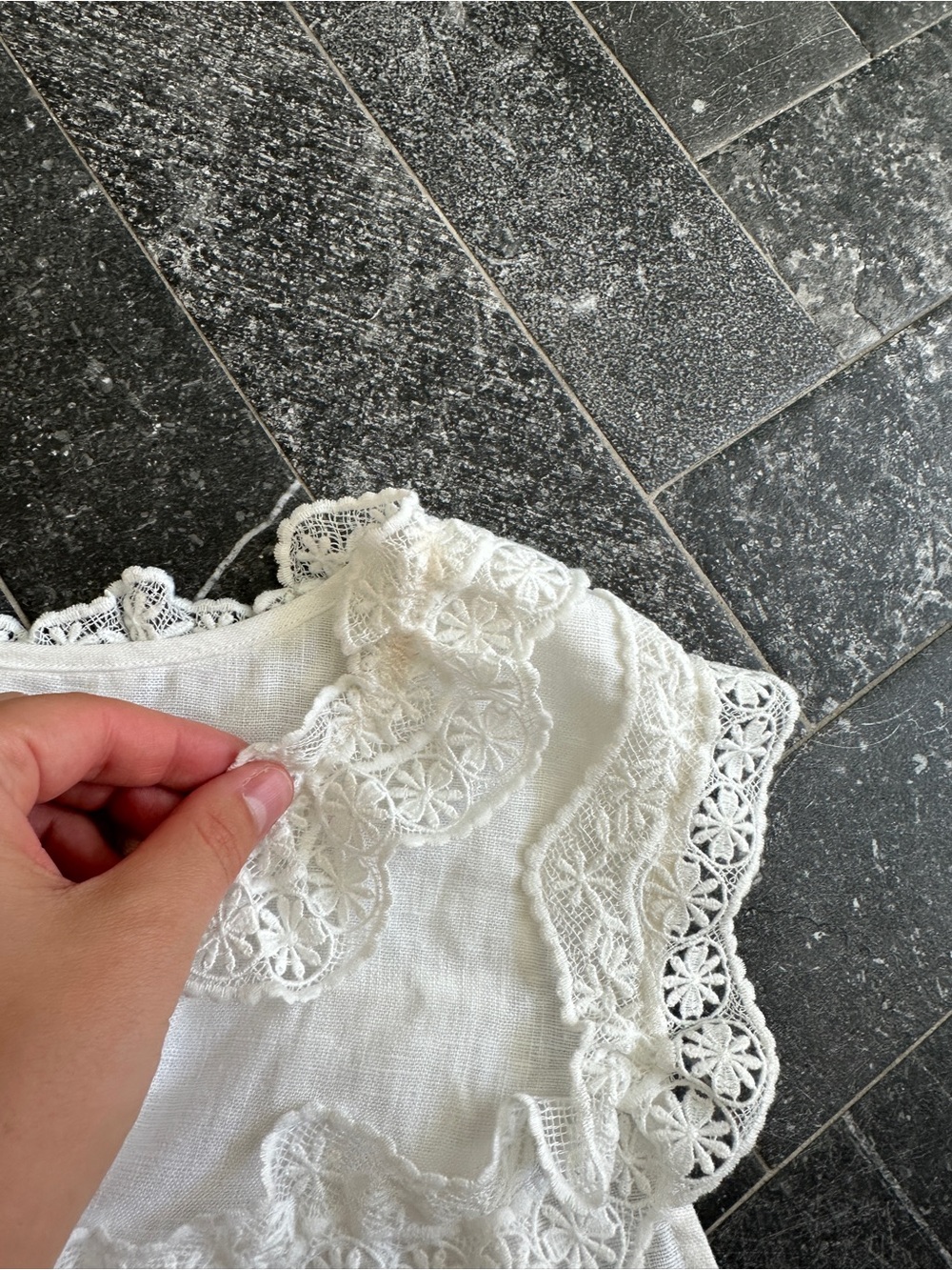 Reformation top - Picture 2 of 3